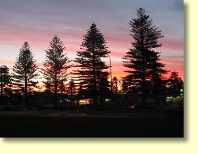 Esperance's Esplanade is a great place for walking and relaxing. A dedicated bicycle path runs along the shoreline for quite a few kilometres.